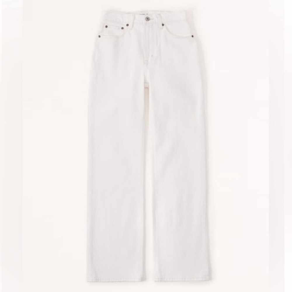 Abercrombie Curve Love 90’s Straight Ultra High Rise